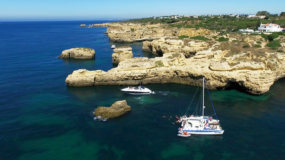 Luxury Yacht Charter in the Algarve - Vilamoura Luxury Yacht Charter