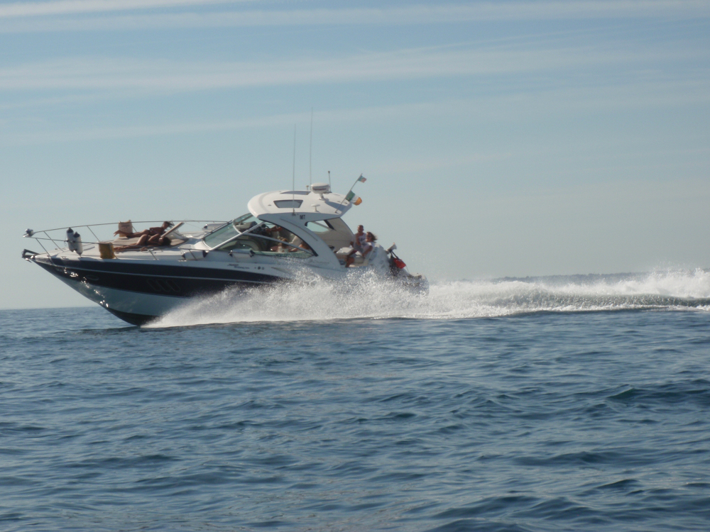 Speed Boat Cruise - Vilamoura - Vilamoura Luxury Yacht Charter